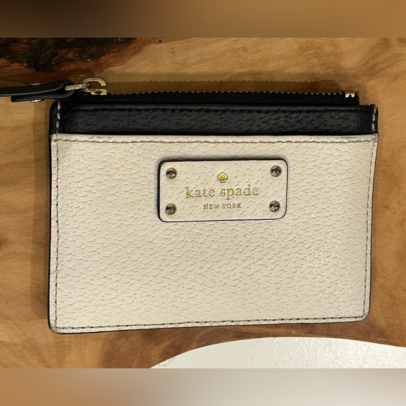 Kate Spade Aldi Grove Street Card Case - Picture 2 of 3